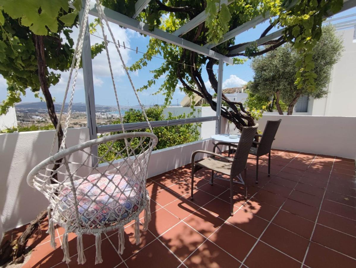 Agnanti Aparthotel Adamantas (Milos)
