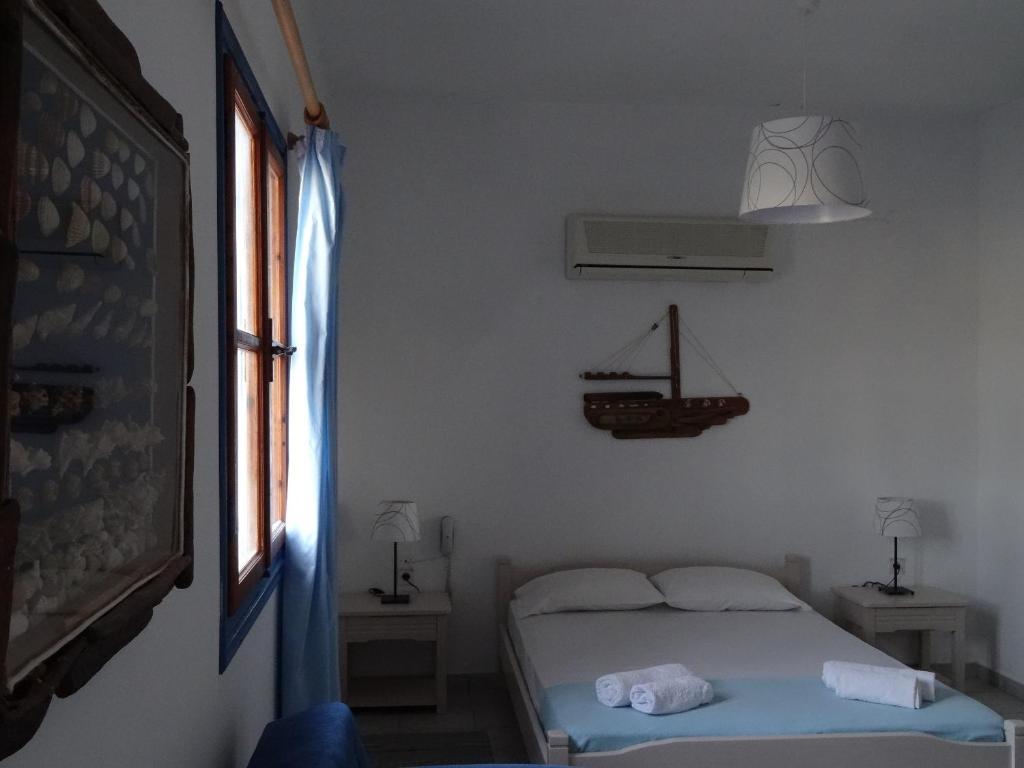 Agnanti Aparthotel Adamantas (Milos)